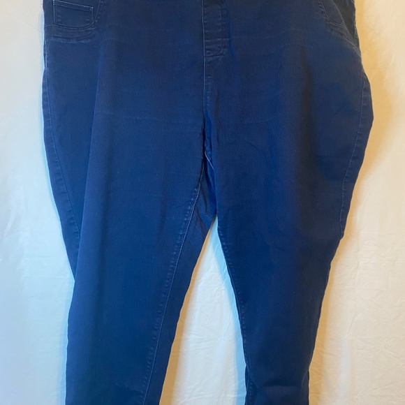 NEW Women's Plus-size Jeggings, Size 5X - Picture 4 of 4